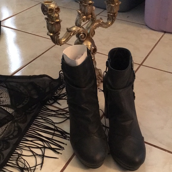 NWT Special Order Witch Boots with Pentagram buttons - Picture 2 of 7